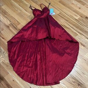 Elegant Red High-Low Dress